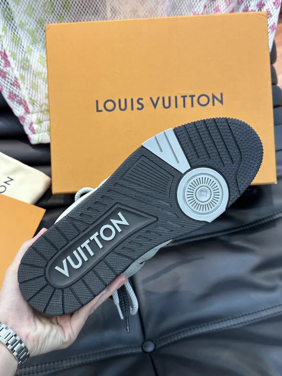 Louis Vuitton Shoe 